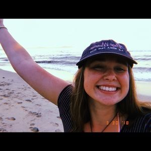 Meet your Posher, Emma